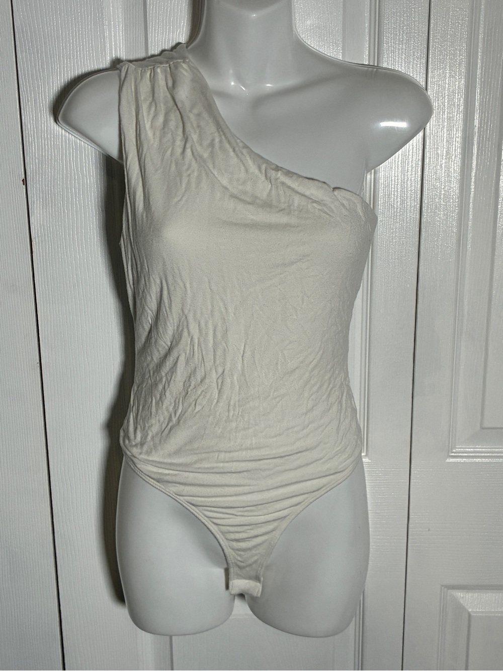 21 Saints Cream One Shoulder Bodysuit Size M